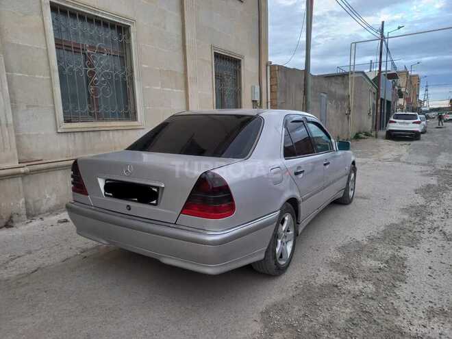 Mercedes C 220-8