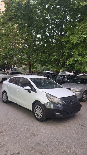 Kia Rio-3