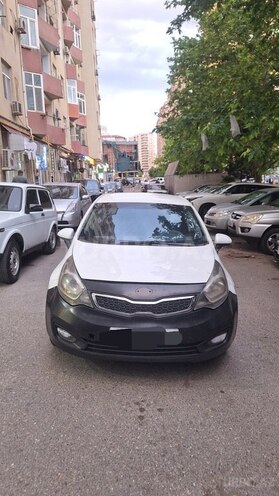 Kia Rio-1
