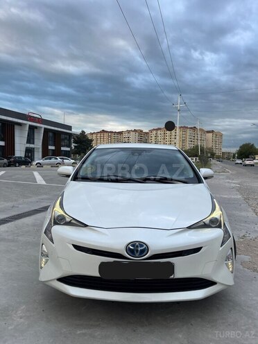 Toyota Prius-1