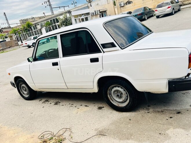 LADA (VAZ) 2107-5