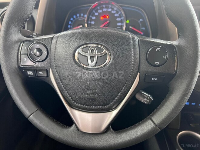 Toyota RAV4-13