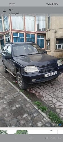Chevrolet Niva-1