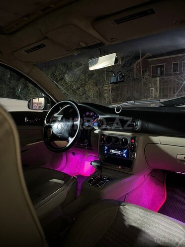 Volkswagen Passat-10