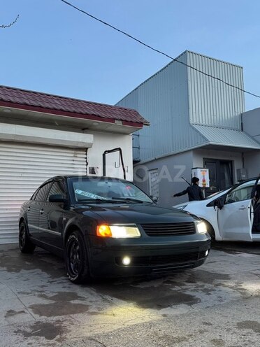 Volkswagen Passat-2