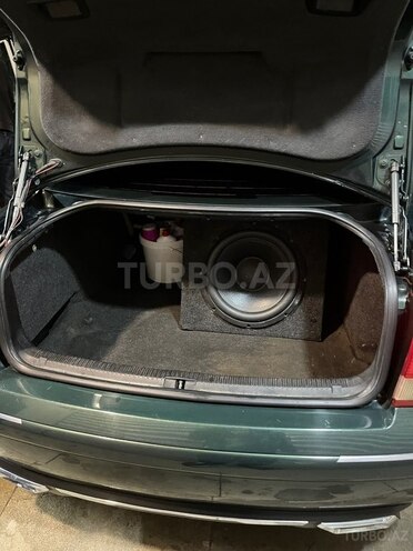 Volkswagen Passat-12