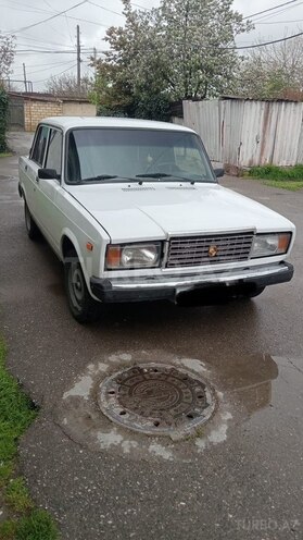 LADA (VAZ) 2107-1