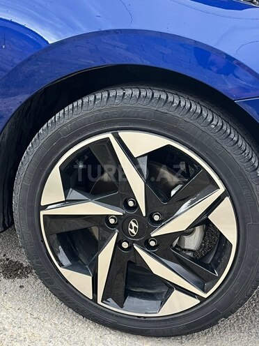 Hyundai Elantra-9