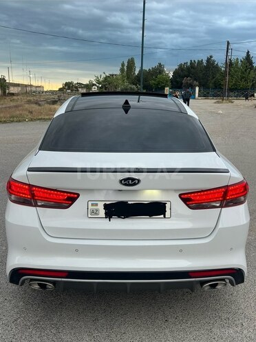 Kia Optima-3