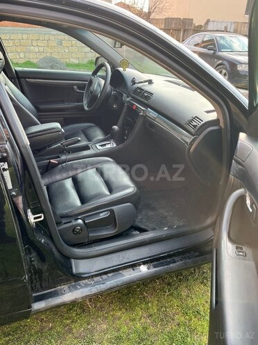 Audi A4-6