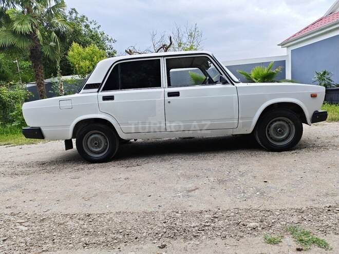 LADA (VAZ) 2107-3