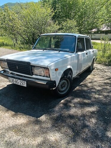 LADA (VAZ) 2107-4