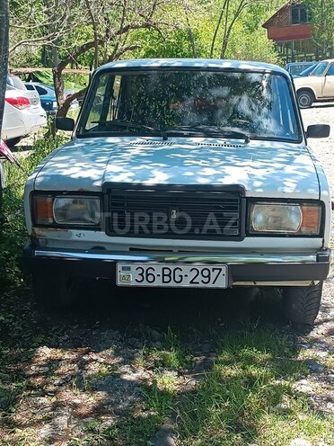 LADA (VAZ) 2107-1