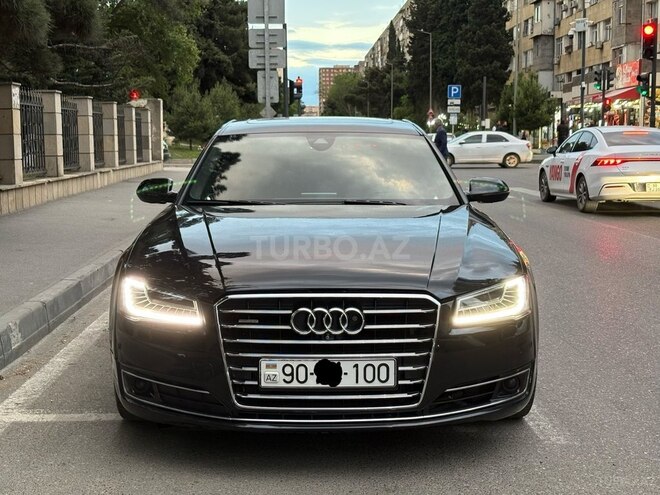 Audi A8-10
