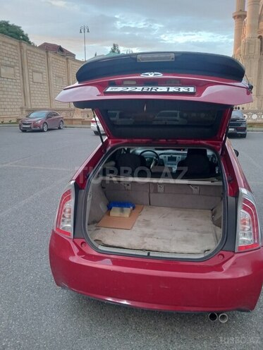 Toyota Prius-13