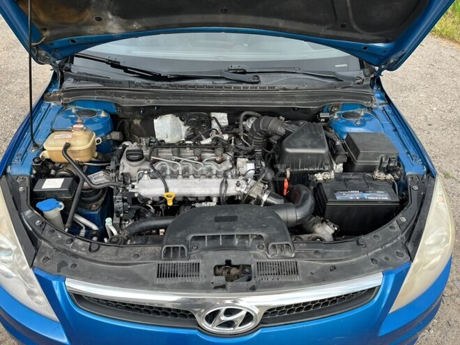 Hyundai i30-7