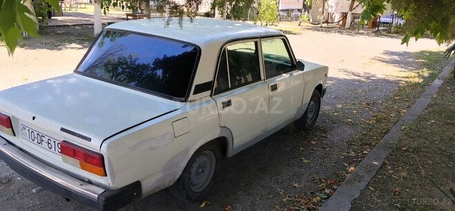 LADA (VAZ) 2107-3