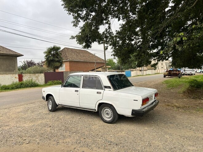 LADA (VAZ) 2107-4