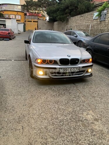 BMW 523-1