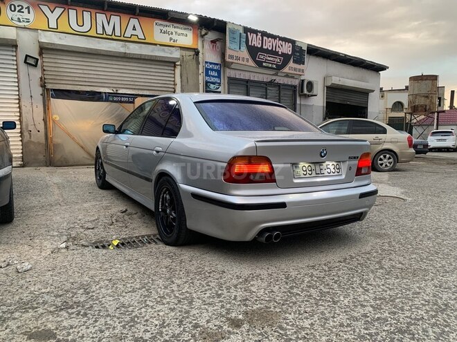 BMW 523-5