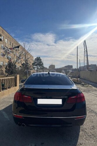 BMW 528-2