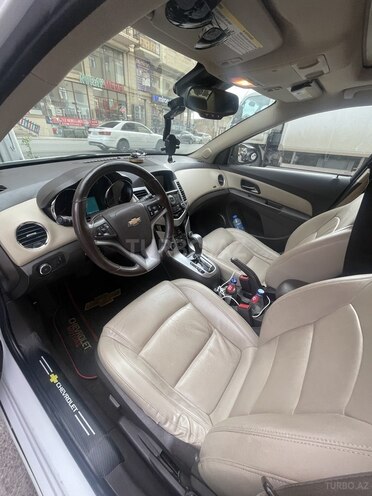 Chevrolet Cruze-6