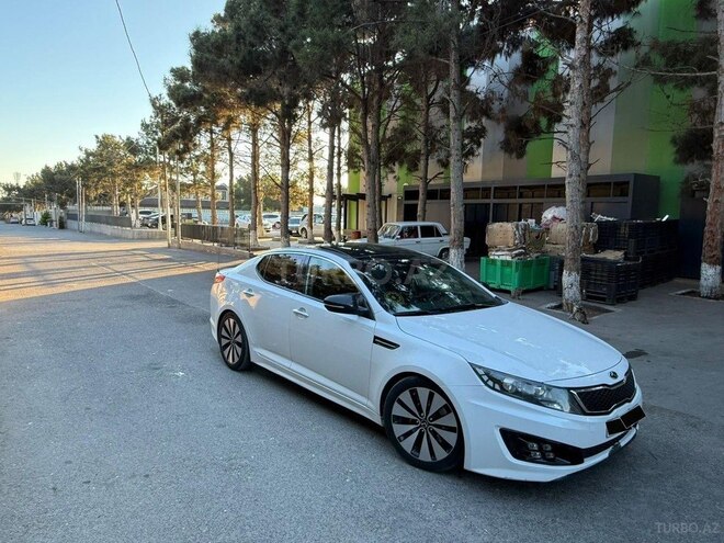 Kia Optima-3