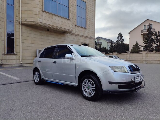 Skoda Fabia-6