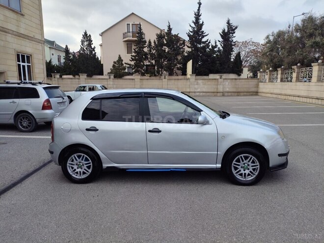 Skoda Fabia-5