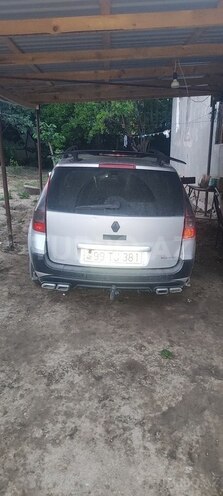 Renault Megane-2