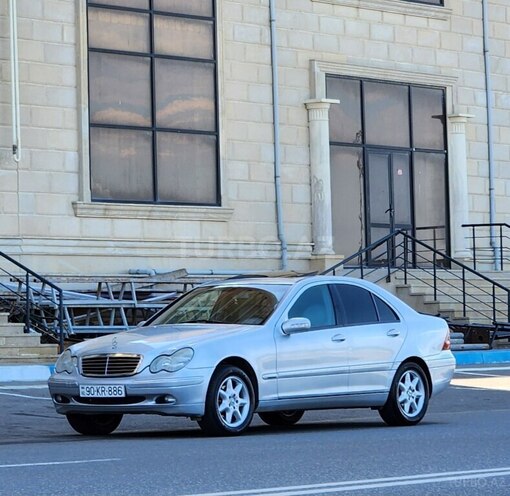 Mercedes C 240-13