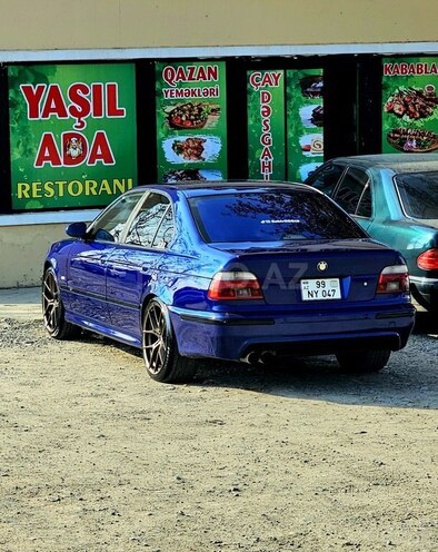 BMW 528-7