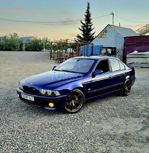 BMW 528-5