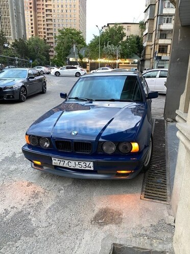 BMW 525-1