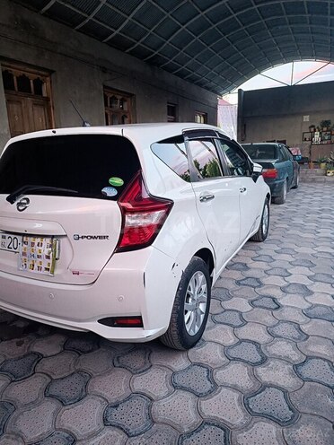 Nissan Note-6