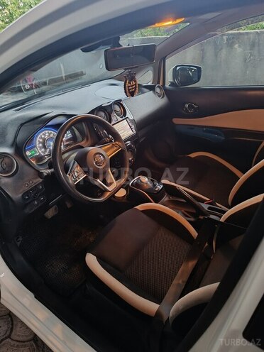 Nissan Note-9