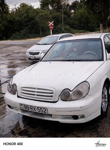 Hyundai Sonata-4