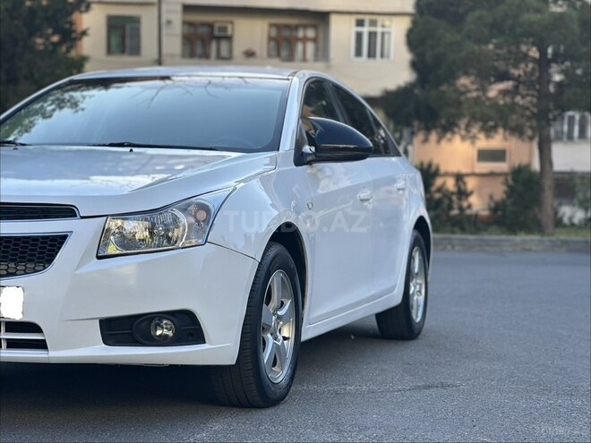 Chevrolet Cruze-2