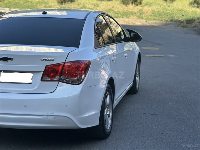 Chevrolet Cruze-9