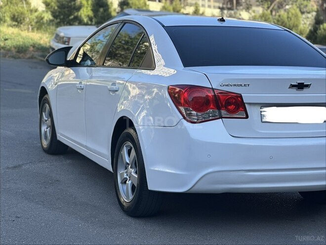 Chevrolet Cruze-8