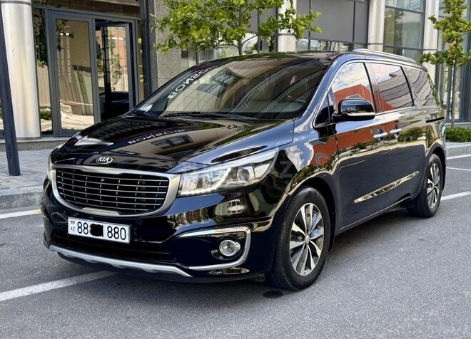 Kia Carnival-3