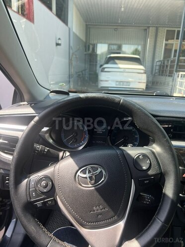 Toyota Corolla-5