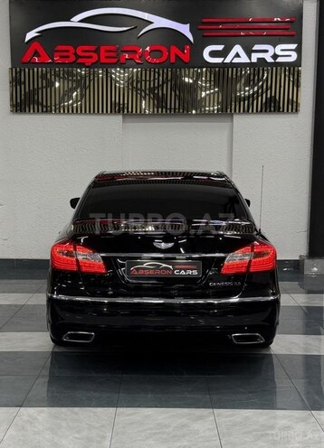 Hyundai Genesis-9