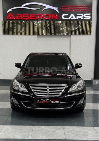 Hyundai Genesis-5