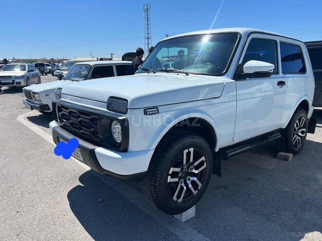 LADA (VAZ) Niva-3