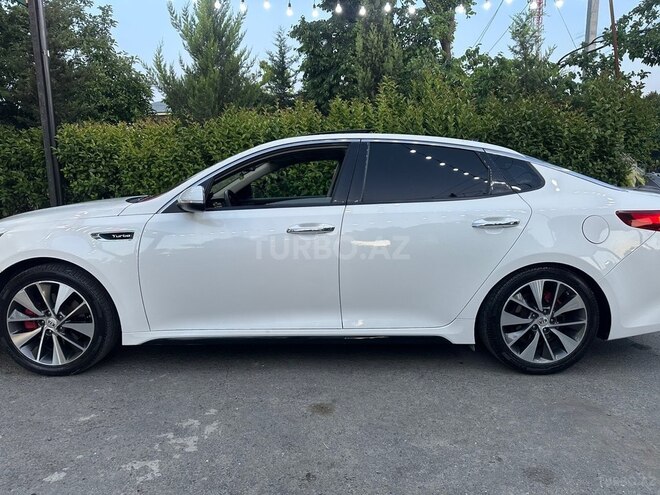 Kia Optima-3