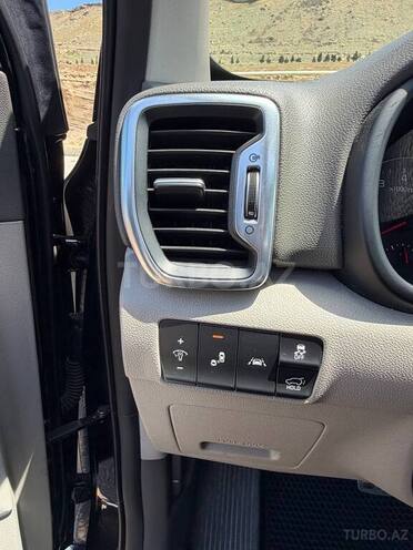 Kia Sportage-11
