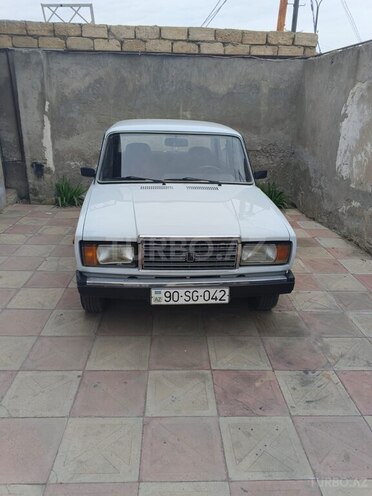 LADA (VAZ) 2107-1