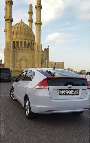 Honda Insight-2