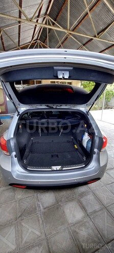 Hyundai i40-5